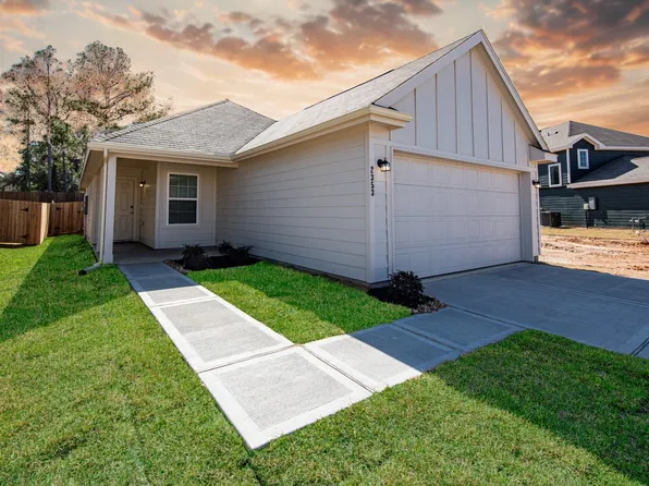 2353 Whitefish Dr, Conroe, TX 77384