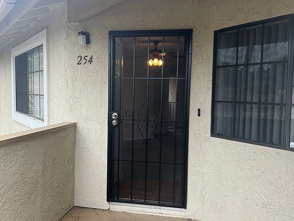 2nd image of 3549 Paseo De Francisco #244