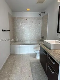 185 SW 7th St #3009 — Photo 7