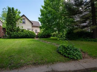 2617 1st Ave SE, Cedar Rapids, IA 52402