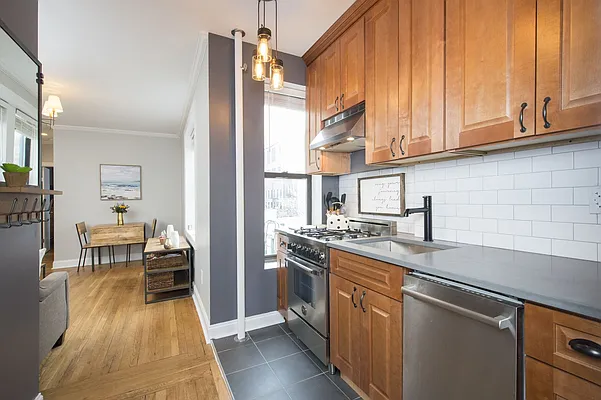 Sold by Compass | media 8