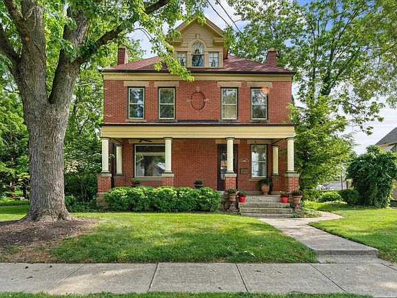 2nd image of 3520 Park St