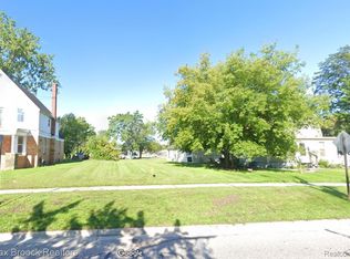 3100 24th St, Port Huron, MI 48060
