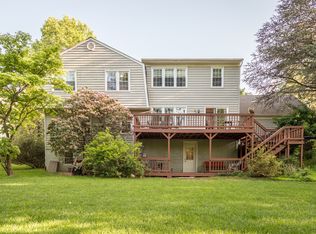 10312 Hickory Creek Ct, Great Falls, VA 22066