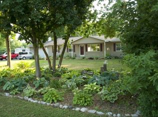 3975 Apple Ln, Oshkosh, WI 54902