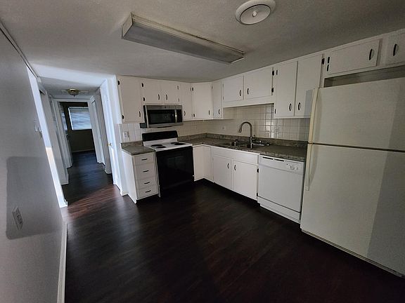 3rd image of 1617 Woodrow Dr APT 501