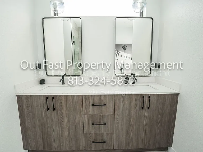 7519 N Coolidge Ave — Photo 52