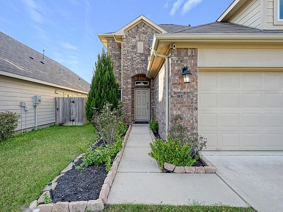 4th image of 2811 Wilde Redbud Ln