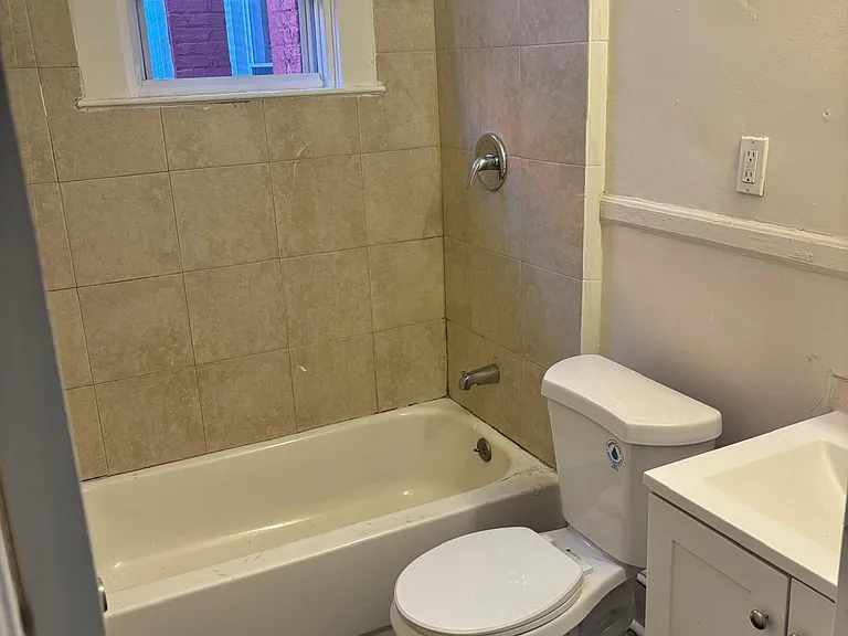 2536 Calverton Heights Ave — Photo 3