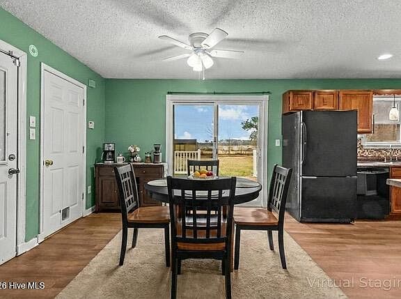 3rd image of 645 Mile Road