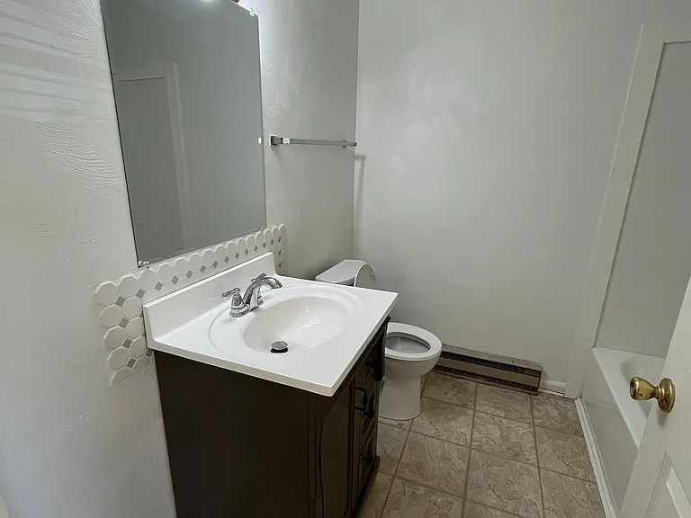 Apartment Heights — Photo 41