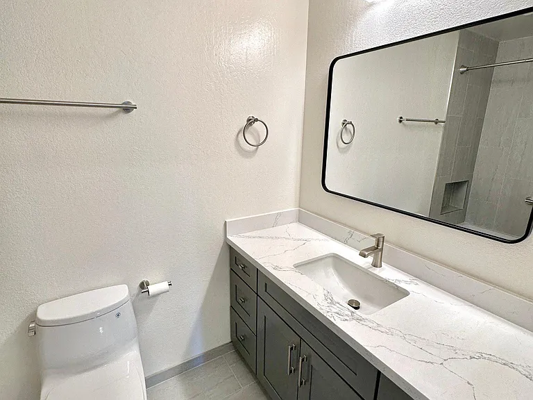 1170 Foster City Blvd #315 — Photo 3