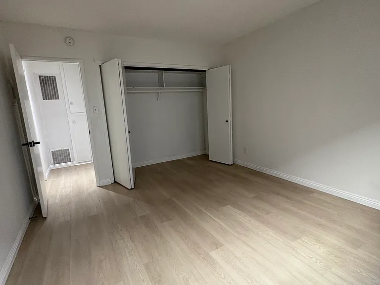 1910 Corinth Ave #3 — Photo 10