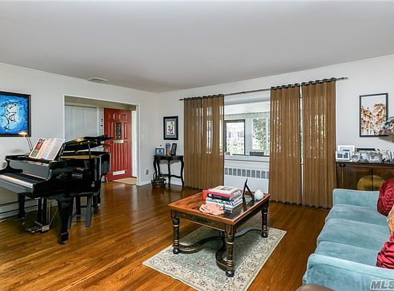 4th image of 234 McKinley Ave