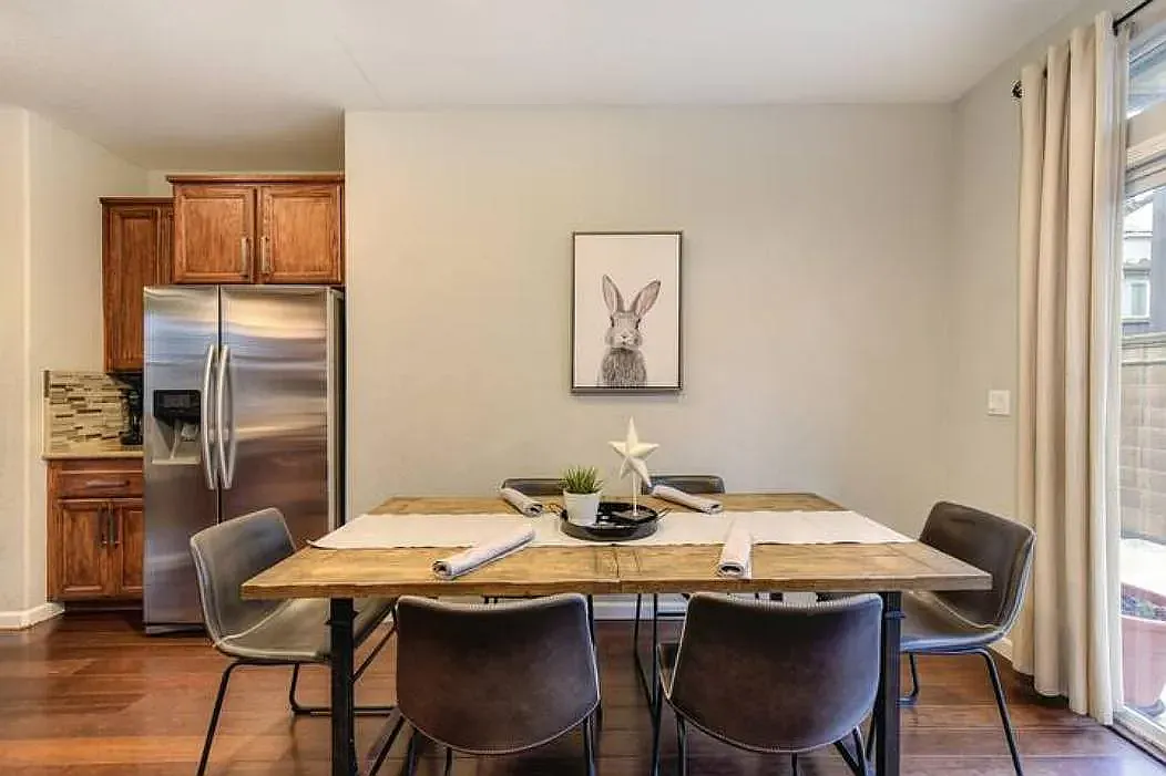 Building Photo - 205 Dragonfly Cir #A2