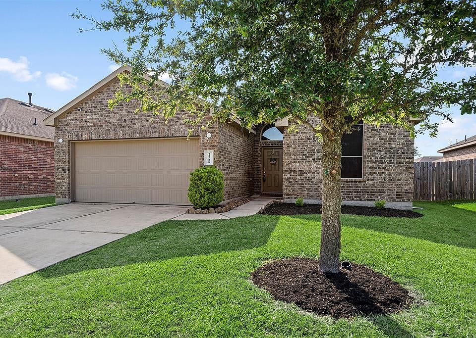 1st image of 22538 Valley Canyon Ln