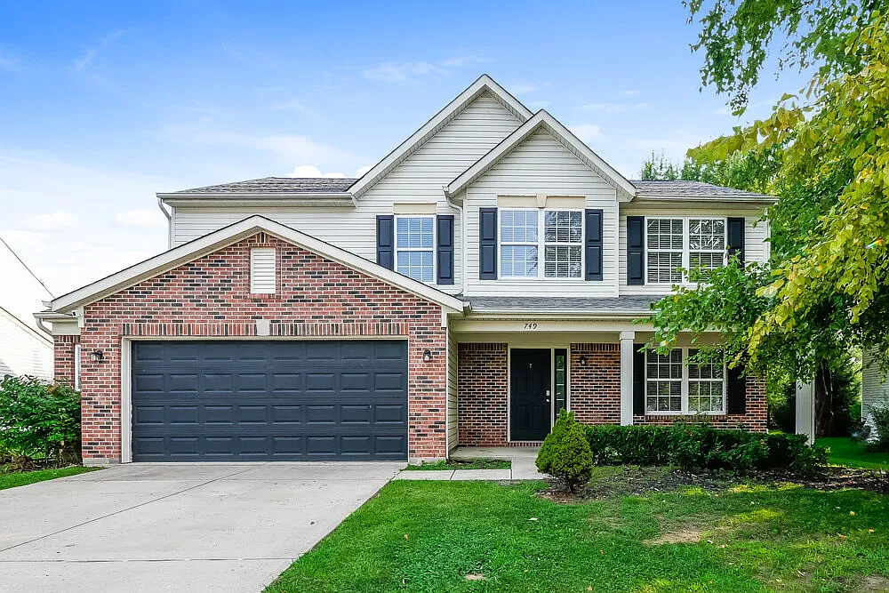 4 bed, 2.5 bath, 2290 sqft, $2,315 — Photo 1