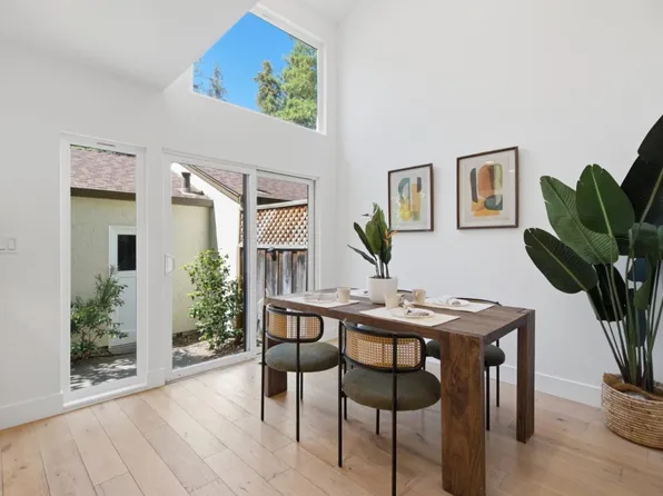 48 Starlite Ct, Mountain View, CA 94043