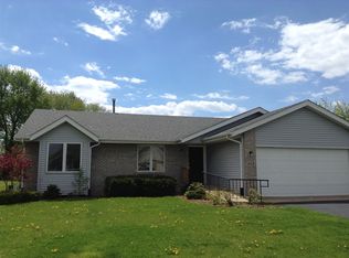 968 Prescott Dr, Rockford, IL