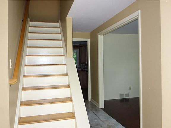 4th image of 4600 Brookhill Dr S
