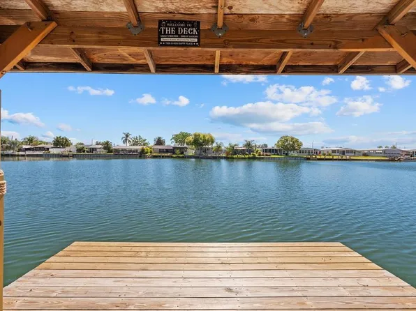 2146 Society Dr, Holiday, FL 34691