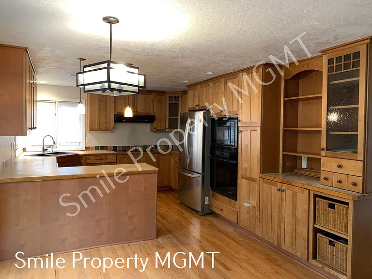 7710 SW Barnard Dr — Photo 4