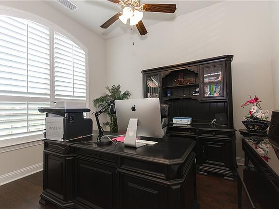 5th image of 2405 Fieldlark Dr