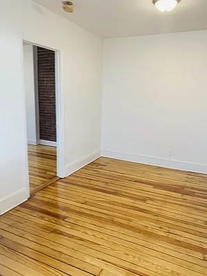 Rented by Voro New York | media 29