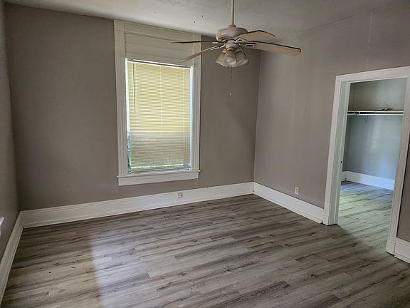 2nd image of 649 Topeka St