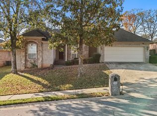 7701 Glenn Hills Dr, Sherwood, AR 72120