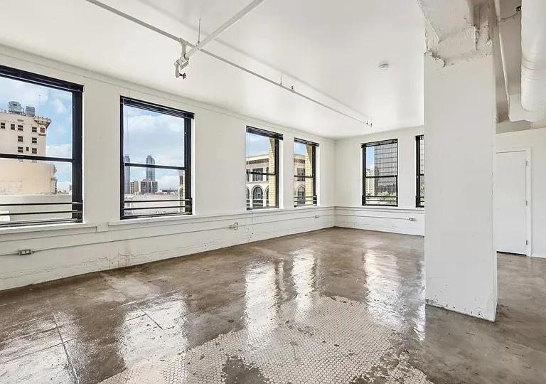 Arrive Broadway Lofts — Photo 47