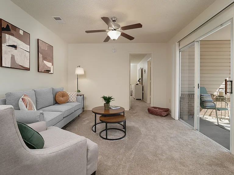 Stoneridge Apartments — Photo 31