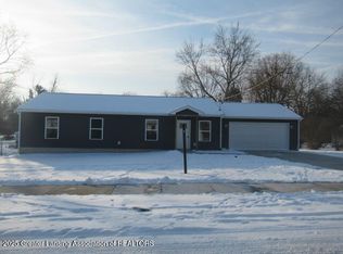 1429 Pierce Rd, Lansing, MI 48910