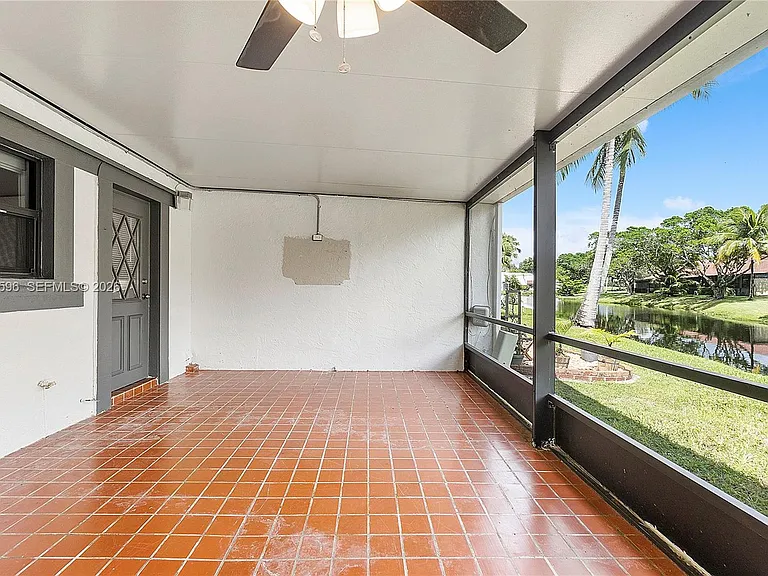398 Fern Dr #10-6 — Photo 28