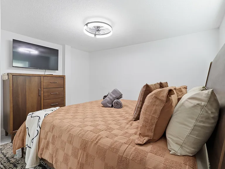 118 W Sligh Ave — Photo 13