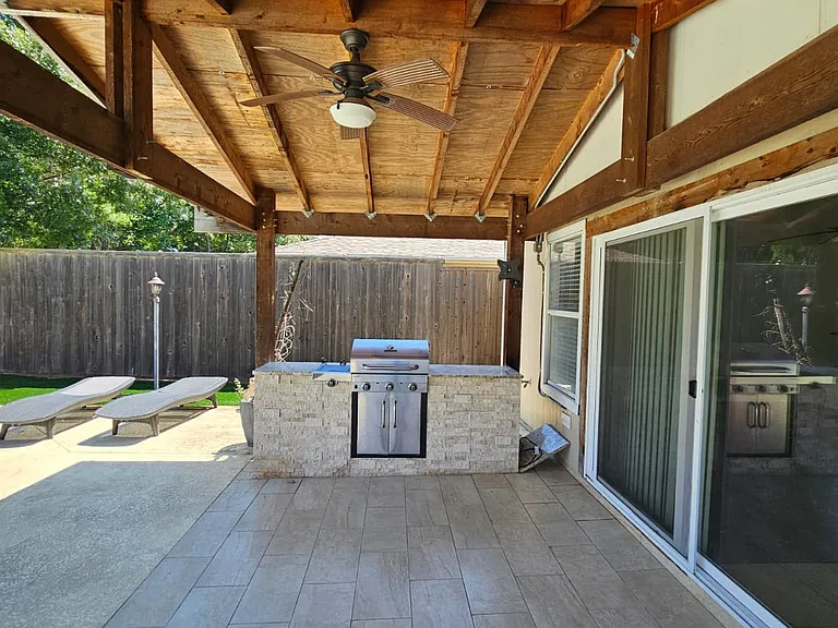 6416 Marvin Gdns — Photo 3