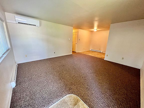 2nd image of 1104 E 14th Ave #1106