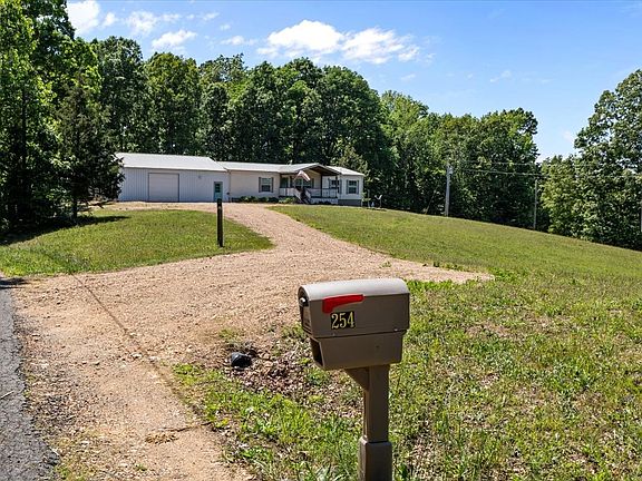 2nd image of 254 Shiloh Hollow Rd