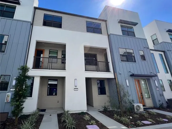 947 N Divino Privado Unit 10, Ontario, CA 91764