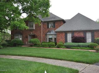 9008 Laughton Ln, Hurstbourne, KY 40222