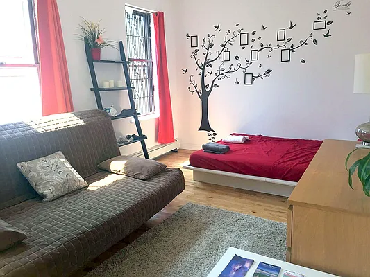 Rented by Manhattan Spaces | media 14