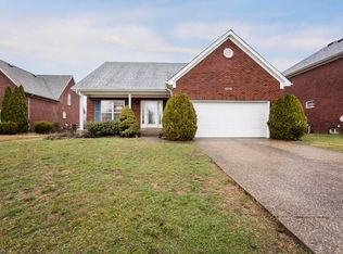 4205 Stonemeadow Ct, Louisville, KY 40218