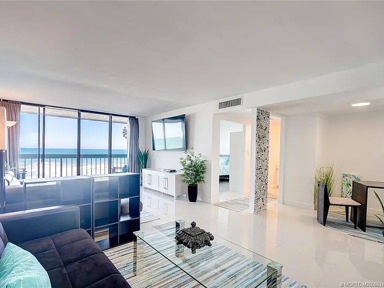 9940 S Ocean Dr #305 — Photo 7