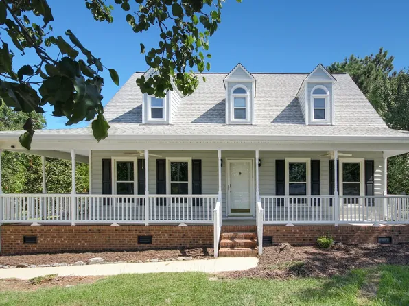 130 Brett Cir, Benson, NC 27504