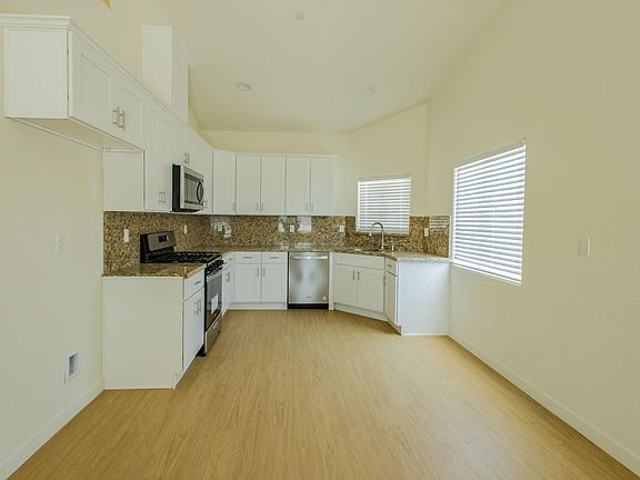 5th image of 8918 Hills View Dr #A