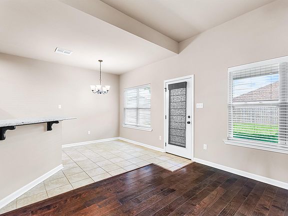 4th image of 237 Millstone Dr