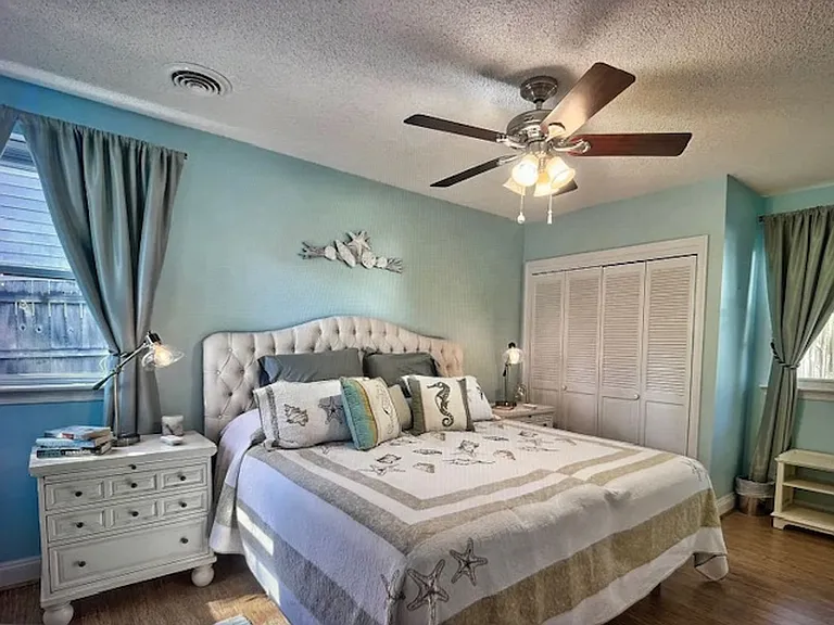 3023 Manchester Rd — Photo 11