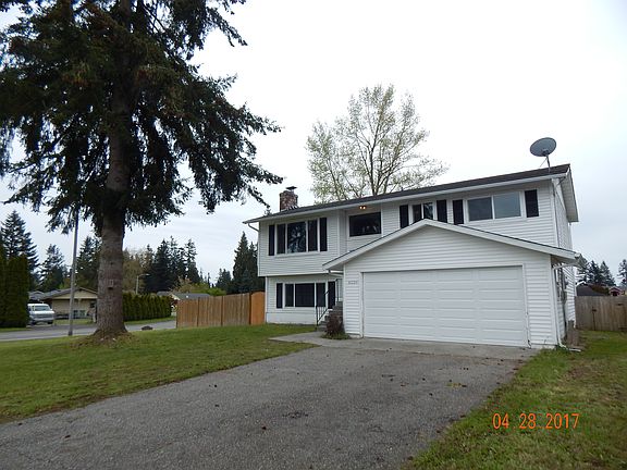 2nd image of 4228 124th Pl NE