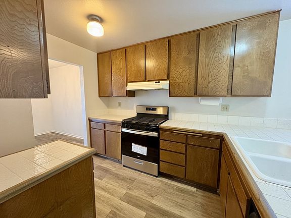 5th image of 4238 La Tiera Dr
