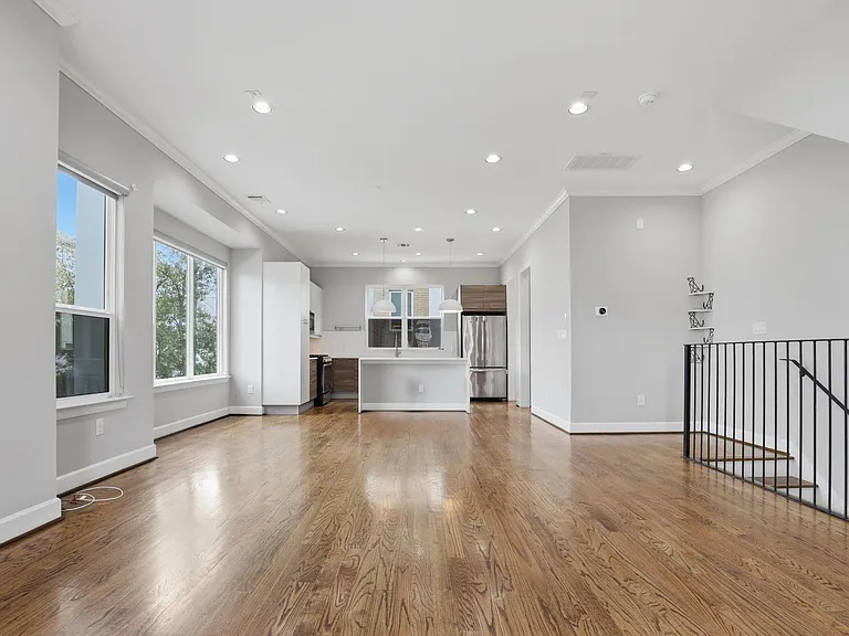 1224 Summer St — Photo 15